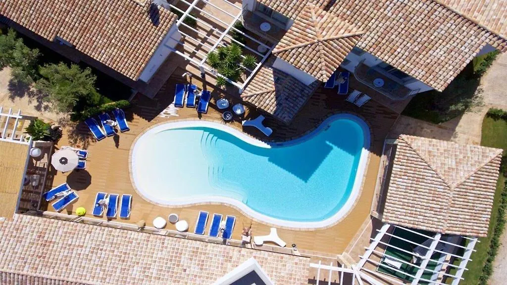 Eliantos Boutique Hotel & Spa Santa Margherita di Pula 4*,